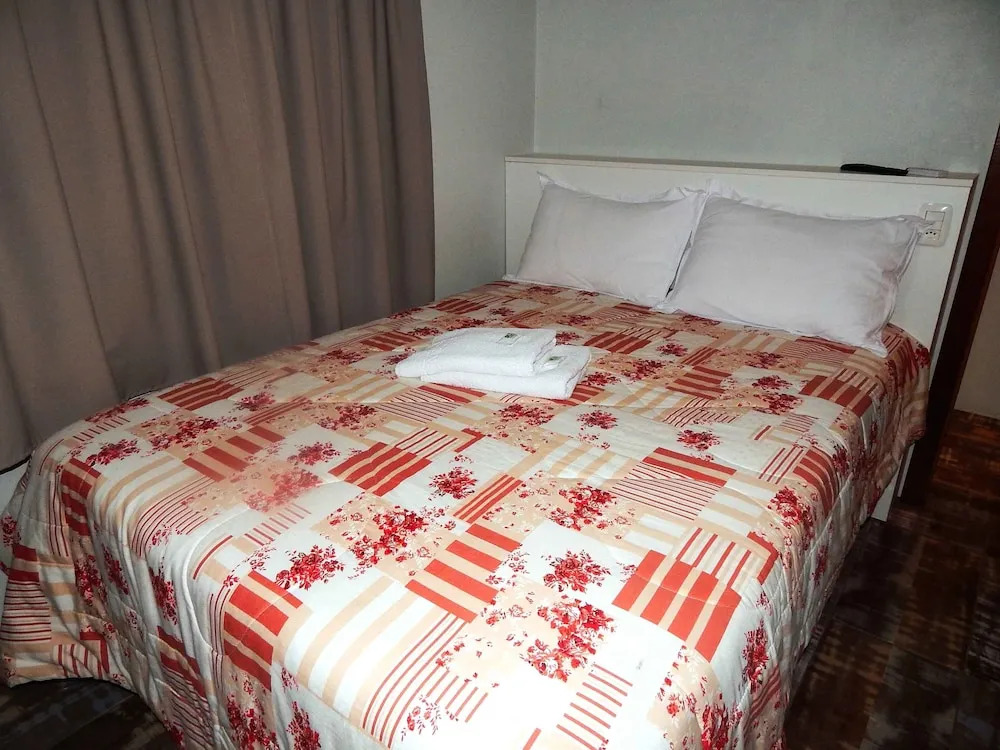 Gramado Suites Residence possui 5 quartos e 5 banheiros