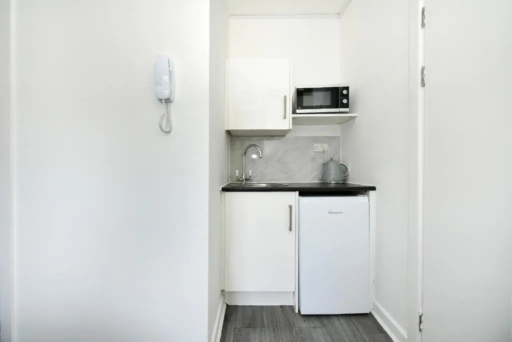 Waylen Street Suites