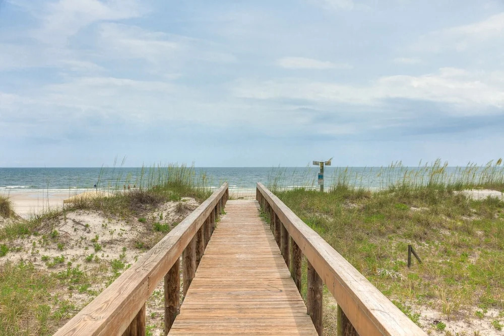 Yellow B - Pet Friendly - Beach Views