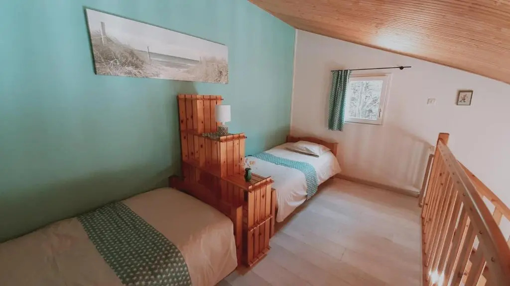 Maison de Vacances 300 M de la Mer Proche Foret