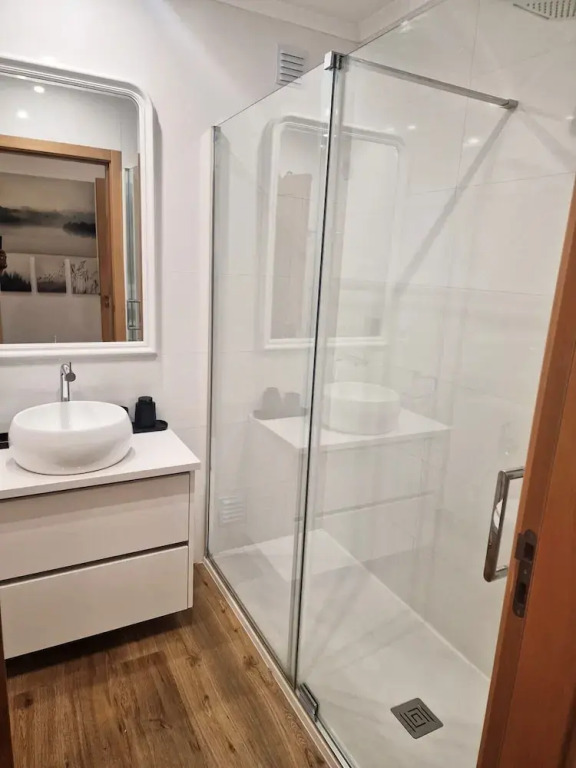 Modern Lisbon Apartment