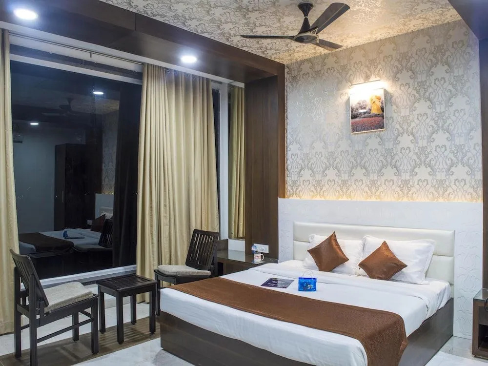 OYO 2146 Hotel Tilak