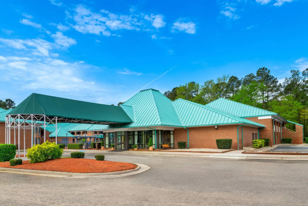 Days Inn by Wyndham Petersburg/South Fort Lee