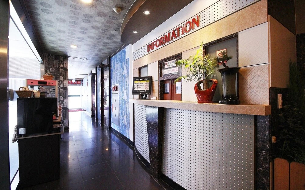 Western Wonpyeongdong Lancelot