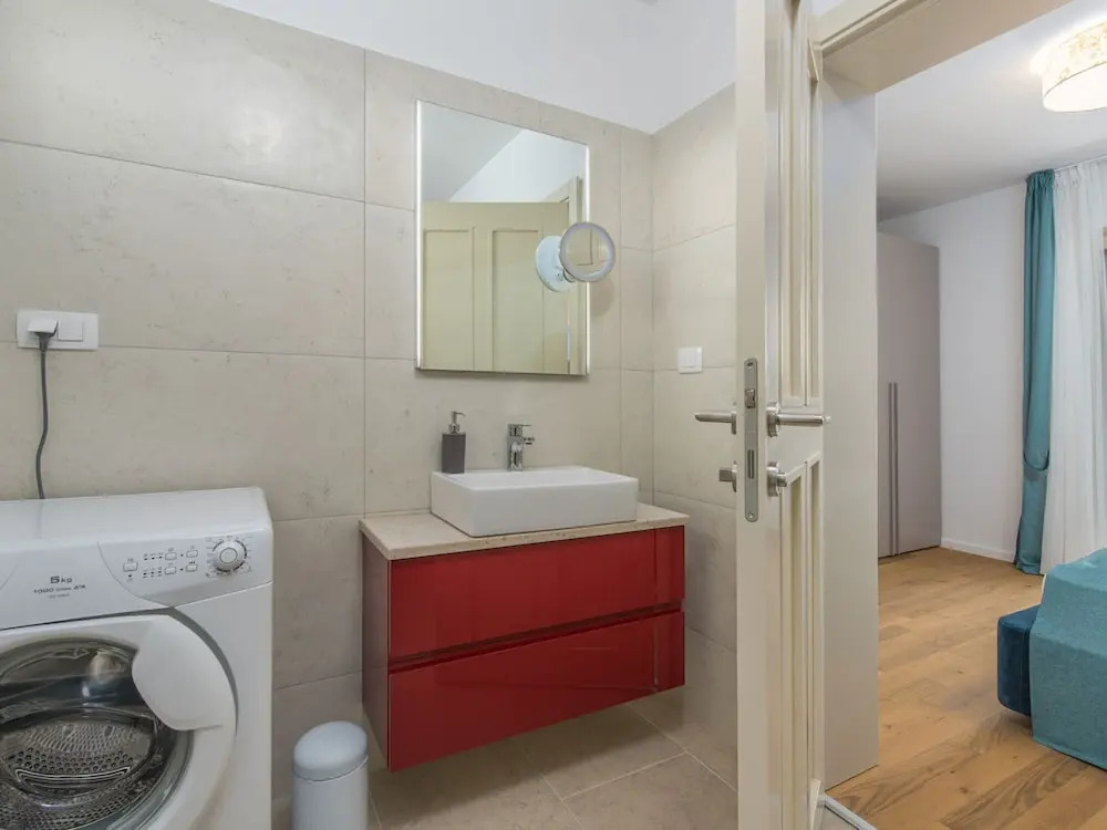 Villa With Private Pool in a Quiet Location With Garden and Grill