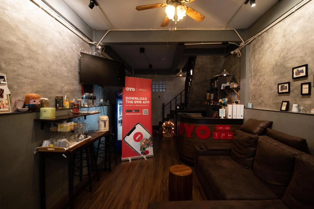 OYO 612 Hansa Hostel