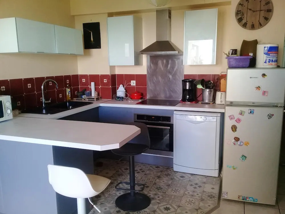 Apartment With one Bedroom in Sainte Clotilde, With Furnished Terrace and Wifi