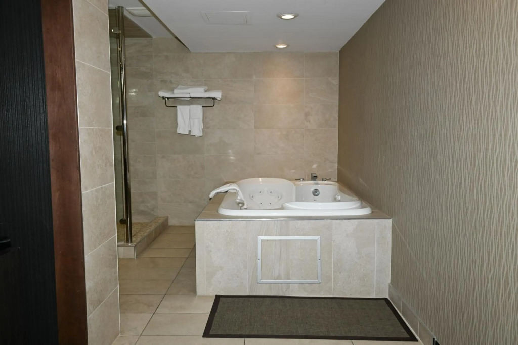 Quality Hotel & Conference Centre