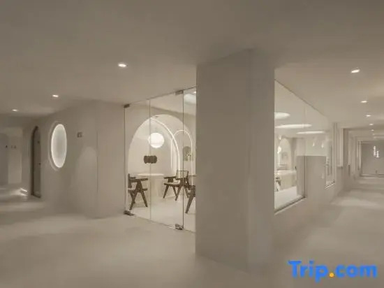 Xiaoman AZITA City Hotel (Nanjing Xuanwu Lake Branch)