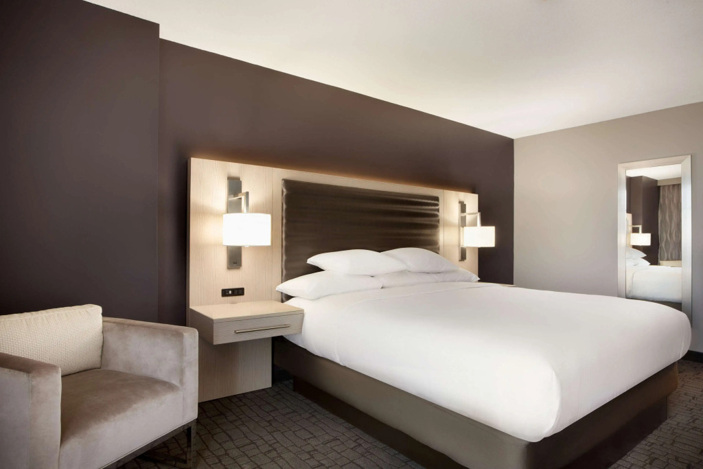 Embassy Suites by Hilton Charlotte Uptown