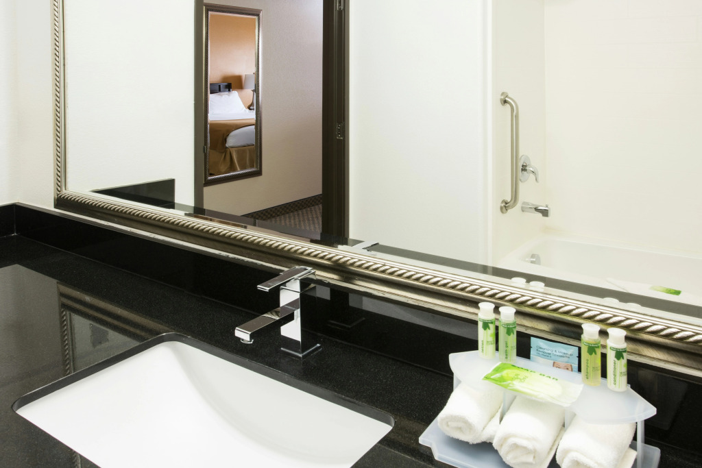 Holiday Inn Express Pendleton by IHG