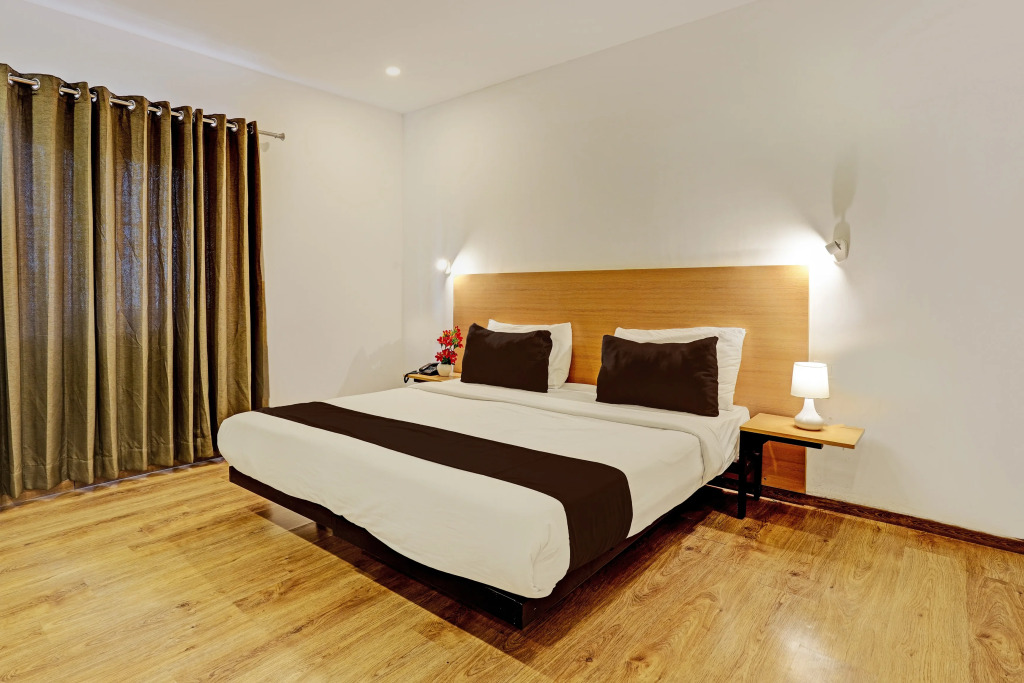 Spacious Comfort Stays at Ramamurthy Nagar