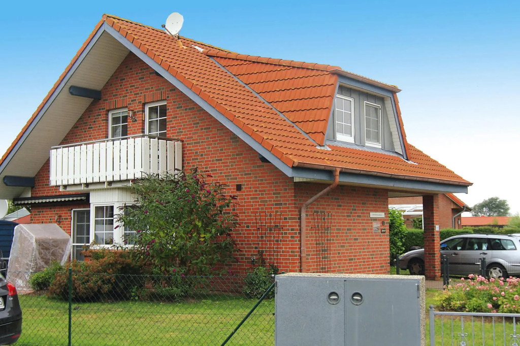 Apartment in Friedrichskoog-Spitz with a balcony