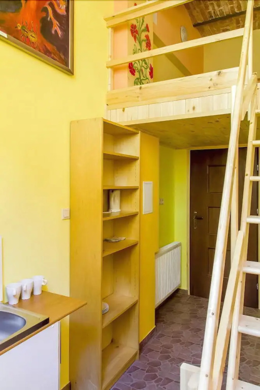 Apartamenty Hoża Attic Studio