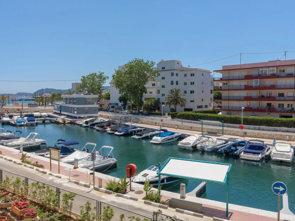 Apartment Girasol by Interhome
