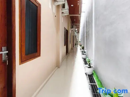 The Silas Room Mitra RedDoorz