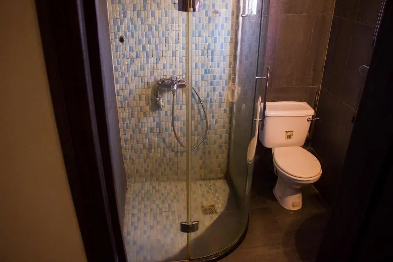Precinct Comfort Services, Yaba