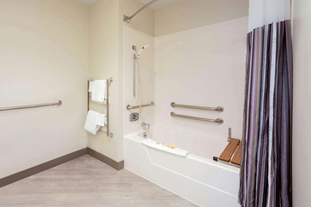 La Quinta by Wyndham Cleveland Macedonia