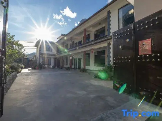 Yifeng Homestay (Tiger Leaping Gorge)