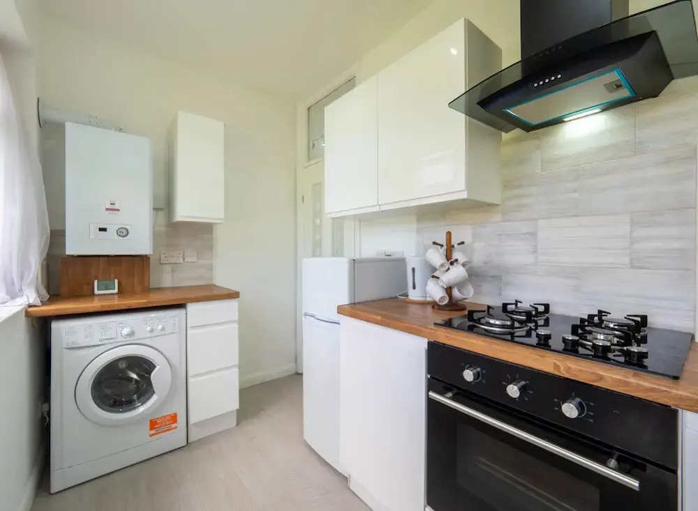 2 Bedroom Ground Floor Apartment