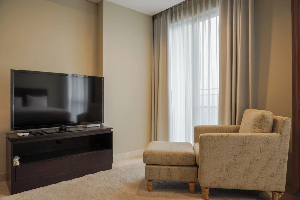 Nice And Elegant 1Br At Branz Simatupang Apartment