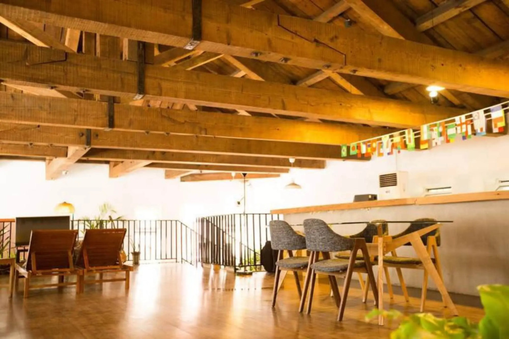 Joy Plus International Youth Hostel
