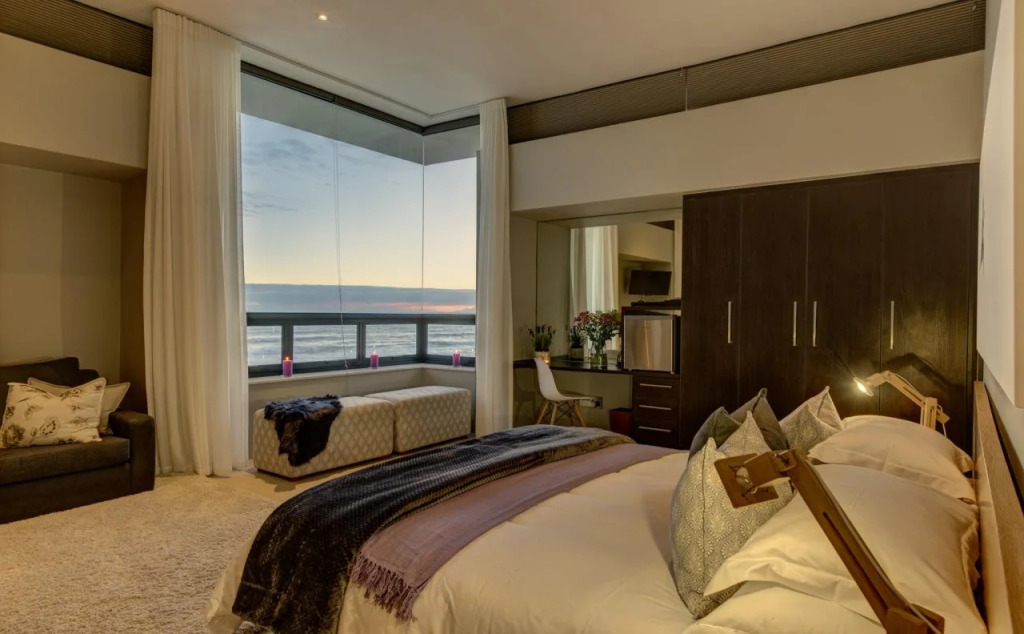 Oceans Villa