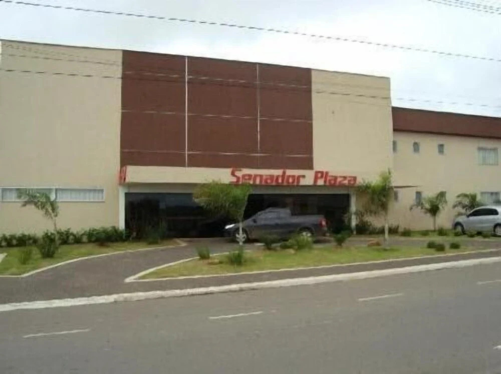 Senador Plaza Hotel
