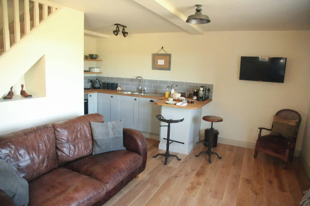 Manor Farm-MK
