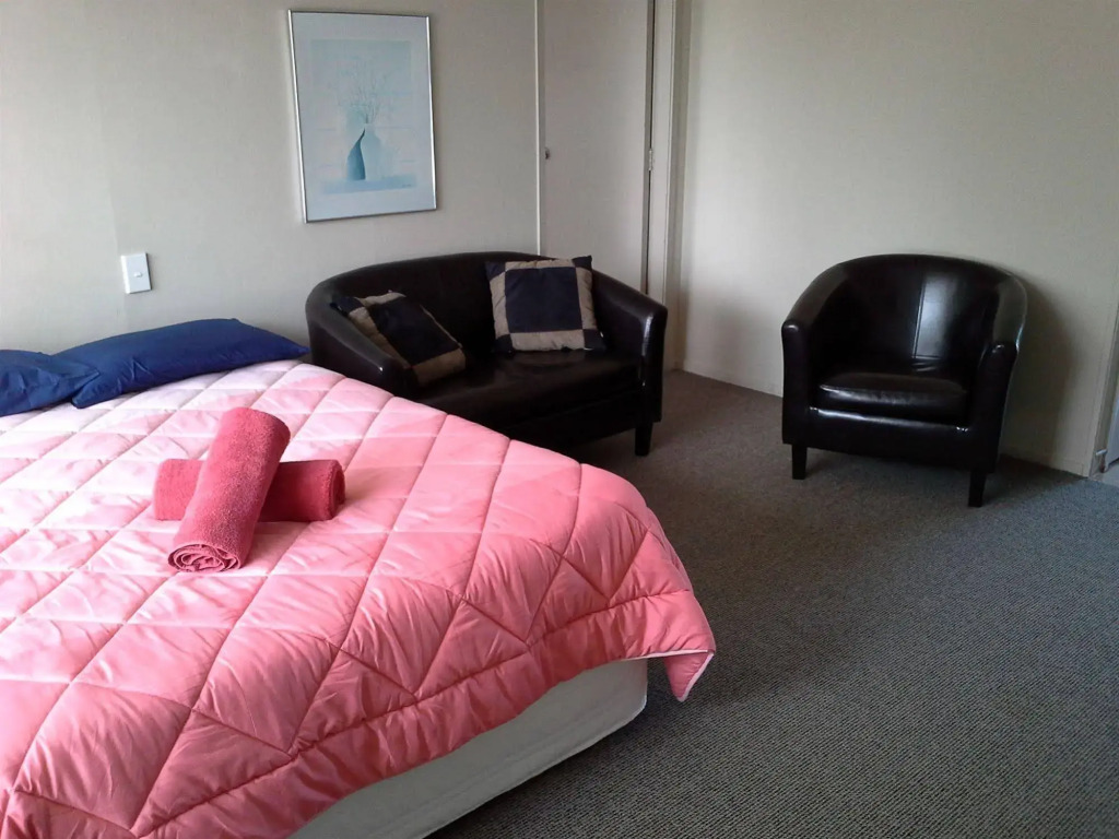 Westport Motels