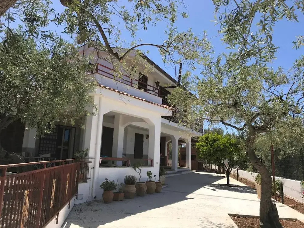 Countryside Villa With Private Pool