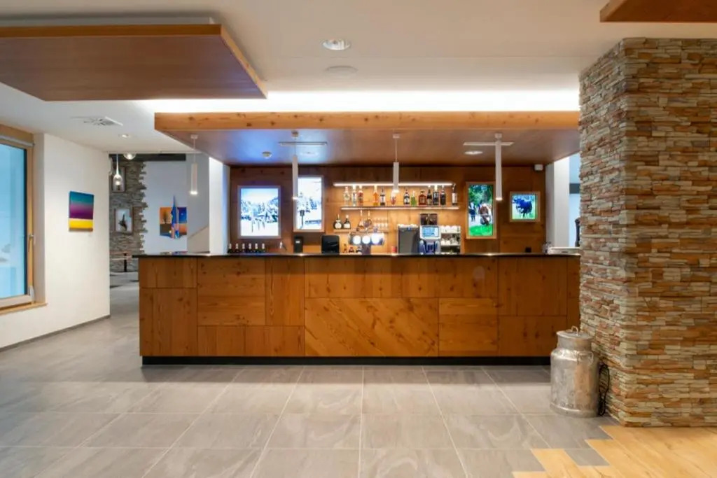 Boutique hôtel Corbetta & SPA - A 5 minutes de lautoroute A12 aux Paccots sur Montreux, profitez de la montagne et du lac Léman- LOFT FAMILIAL DISPONIBLE