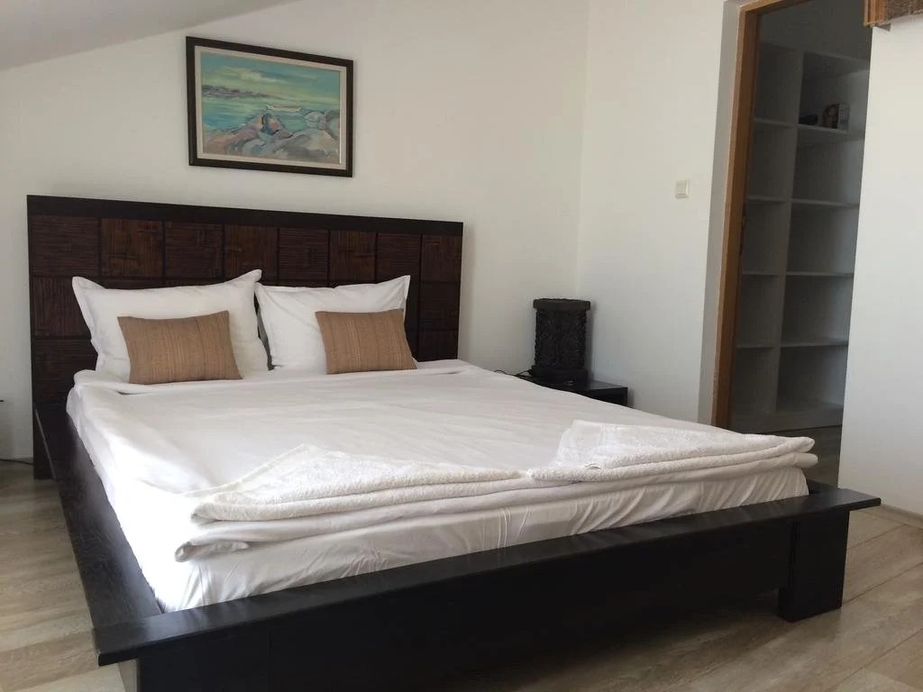 Apolonia Apartments - Boutique Family Residence