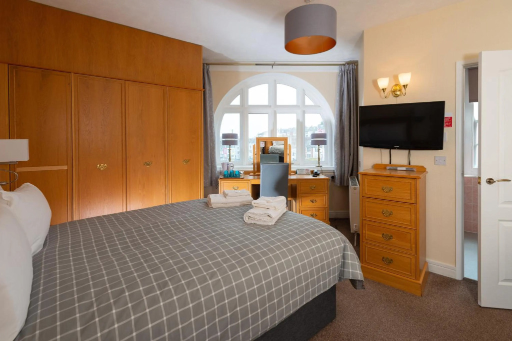 The Crown Hotel