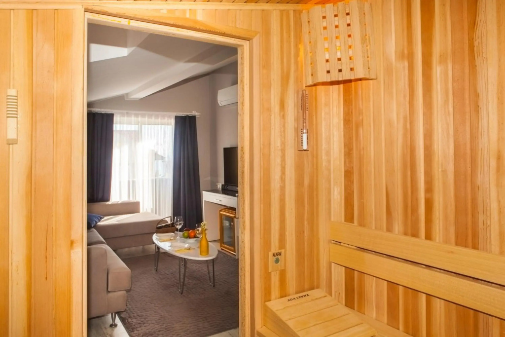 Letstay Hotel