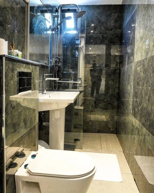Lago Suites Hotel