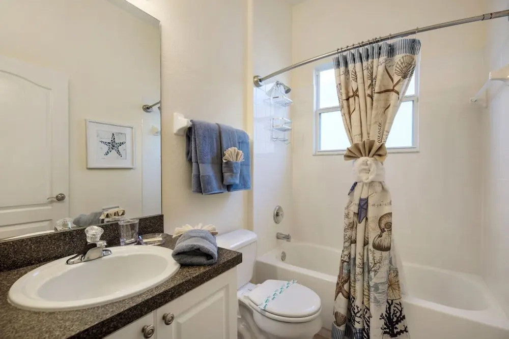 Award Winning Vacation Home With South Facing Pool And Spa Overlooking Conservation Land