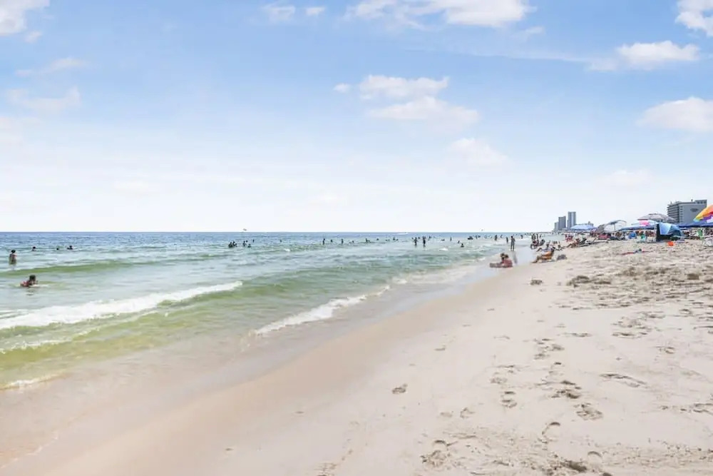 Seawind 1208 Beach Front 3 2 Zero Entry Pool