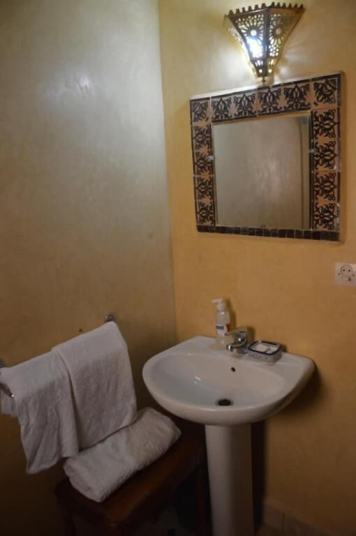 Riad Oumkaltoum Fès