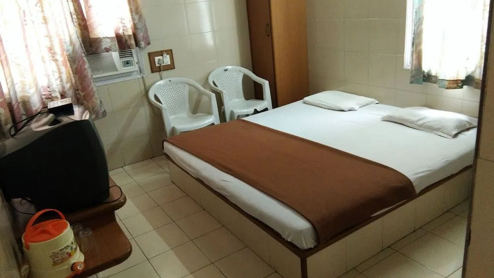 Hotel Meera