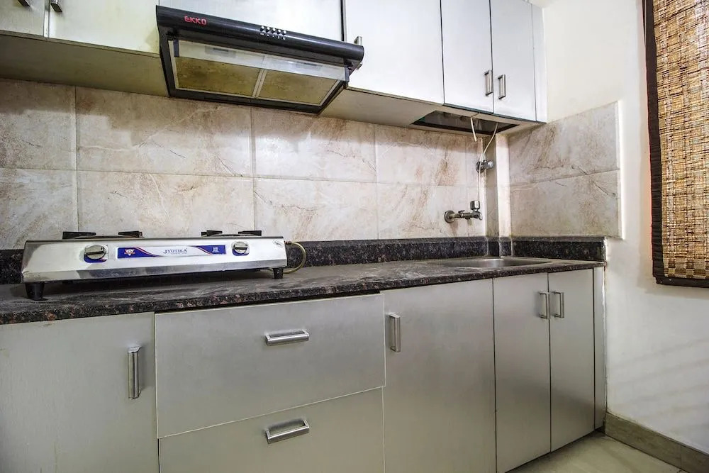 FabHotel Moon Hospitality DLF Phase 3