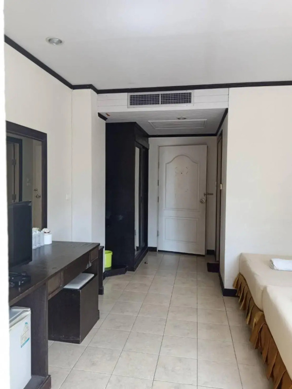 OYO 566 Princess Park Hotel