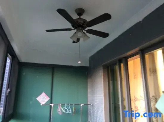 Haikou Bella Smart Apartment (International Convention and Exhibition Center Mengxiang Longteng Bay)