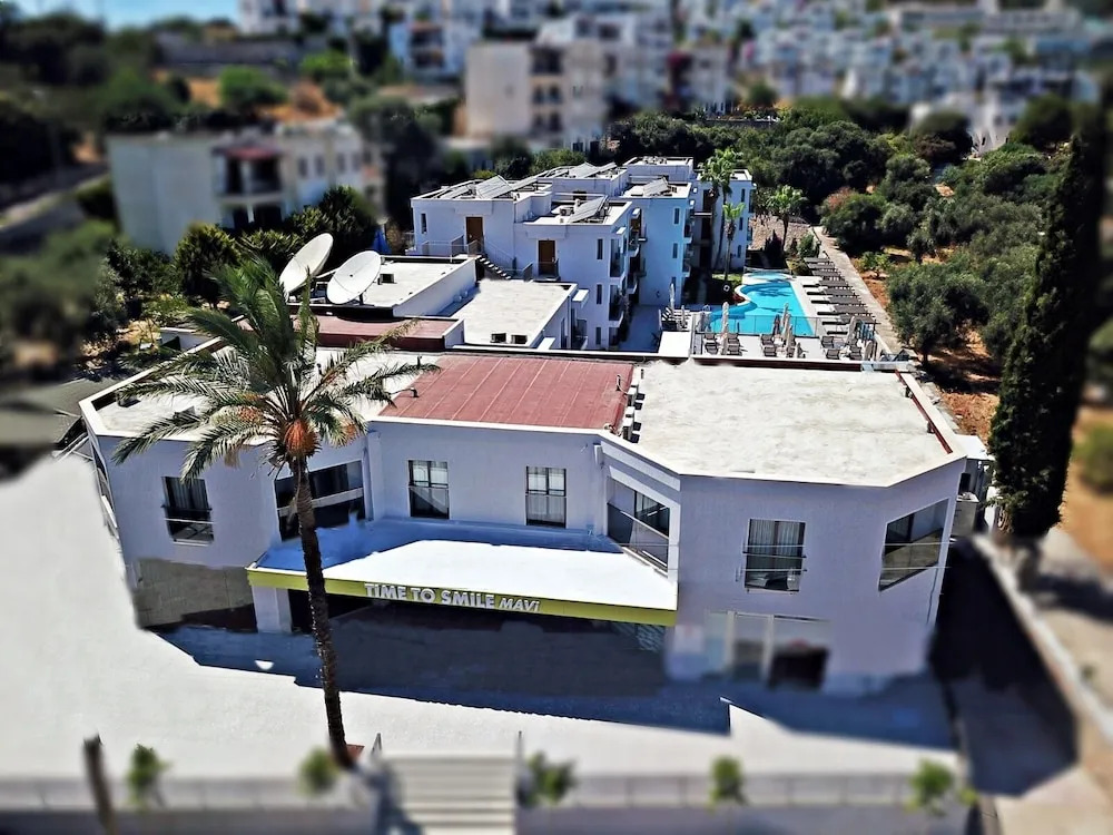 Queen Residence By Important Group Travel