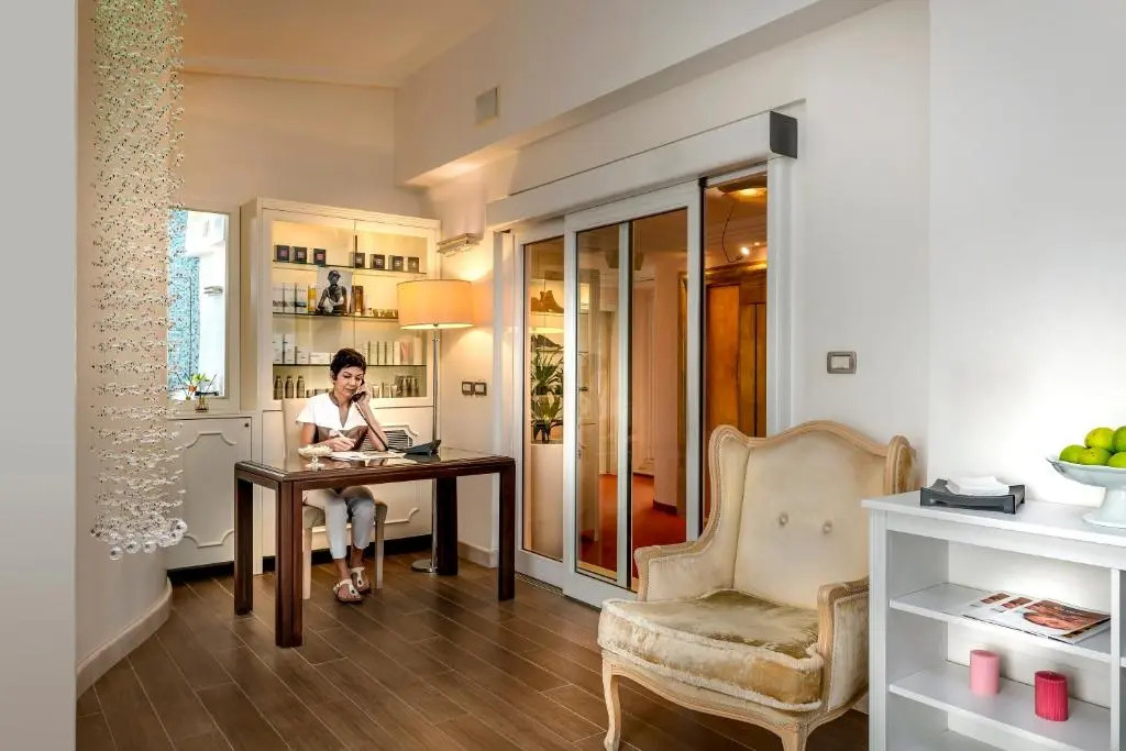 Hotel De Londres
