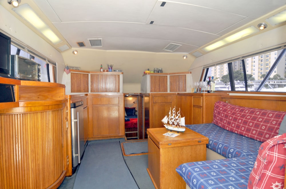 Miami Yachting Company