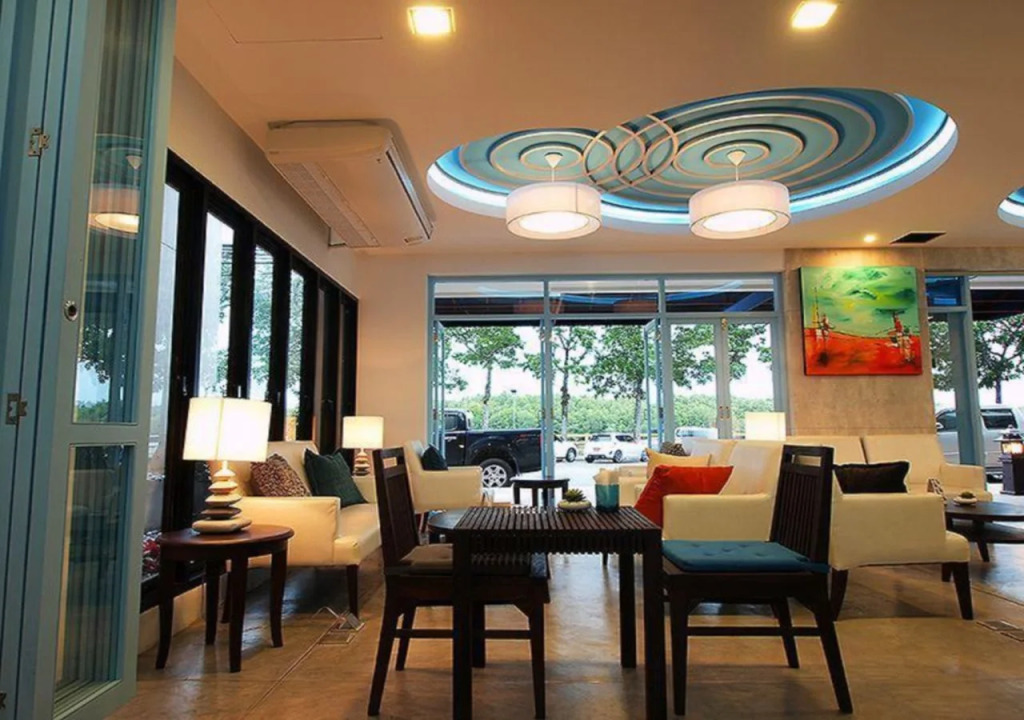 Apo Hotel
