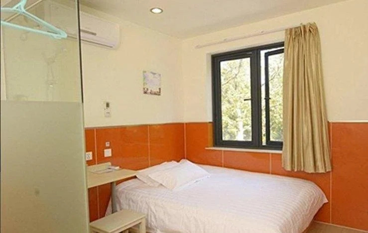 99 Hotel