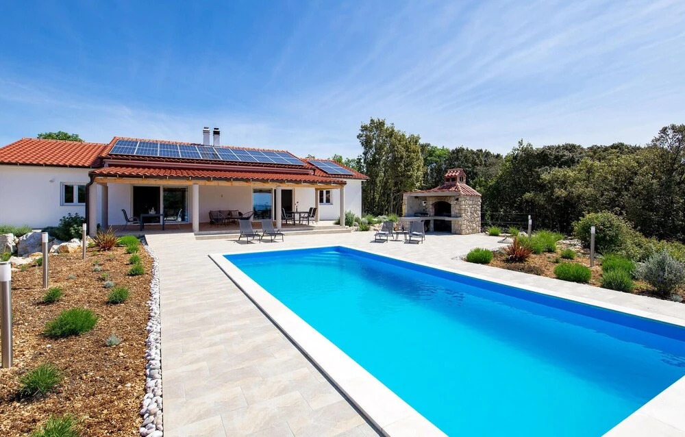 Amazing Home In Kampor