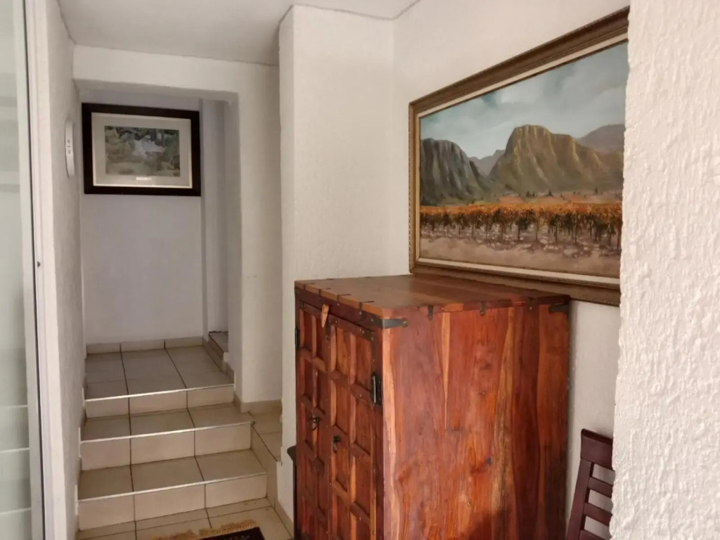 Jacaranda Self Catering Apartments